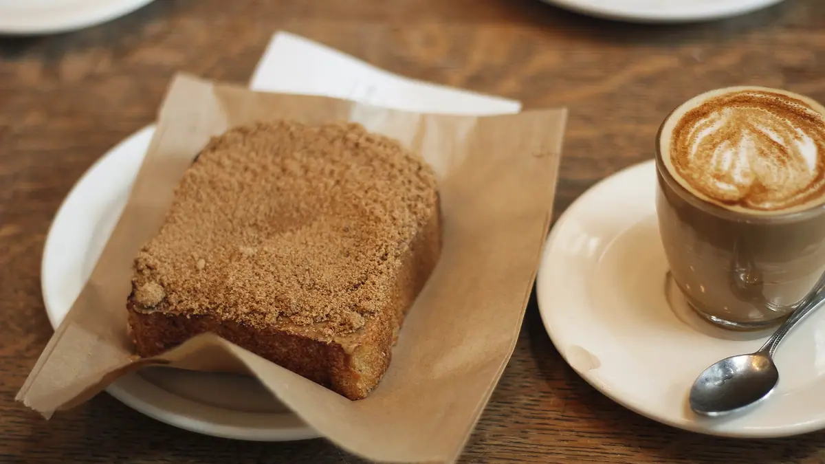 Huffkins Cotswold Bakery – bakery & café in Moreton-in-Marsh town centre
